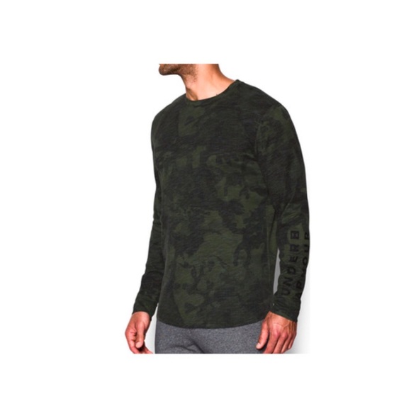 Under Armour Other - 👯‍♀️Host Pick⚡️Under Armour Sports Style Long Sleeve Graphic Tee